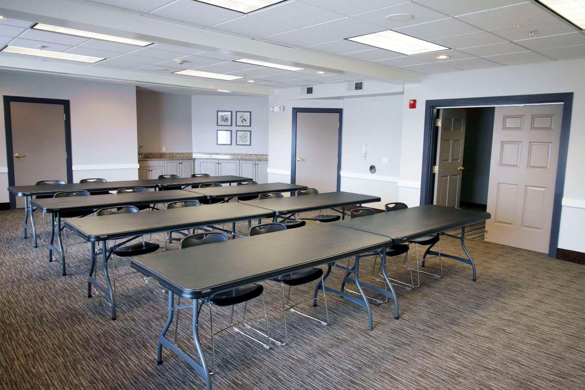 Country Inn & Suites By Radisson, Council Bluffs, Ia Eksteriør bilde